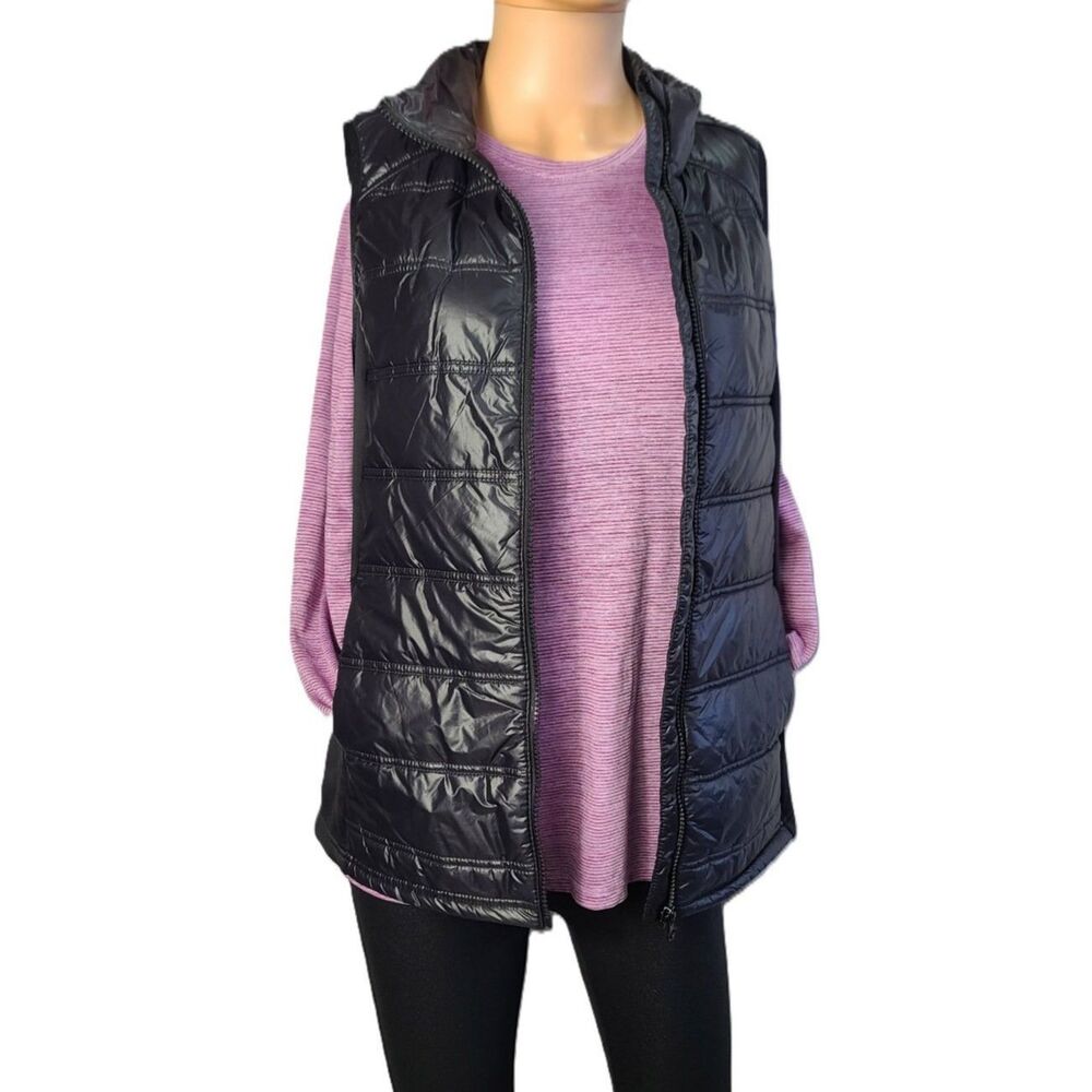 Avia Quilted Black Puffer Vest Medium 8-10 Zip Up Inside Pockets Lightweight